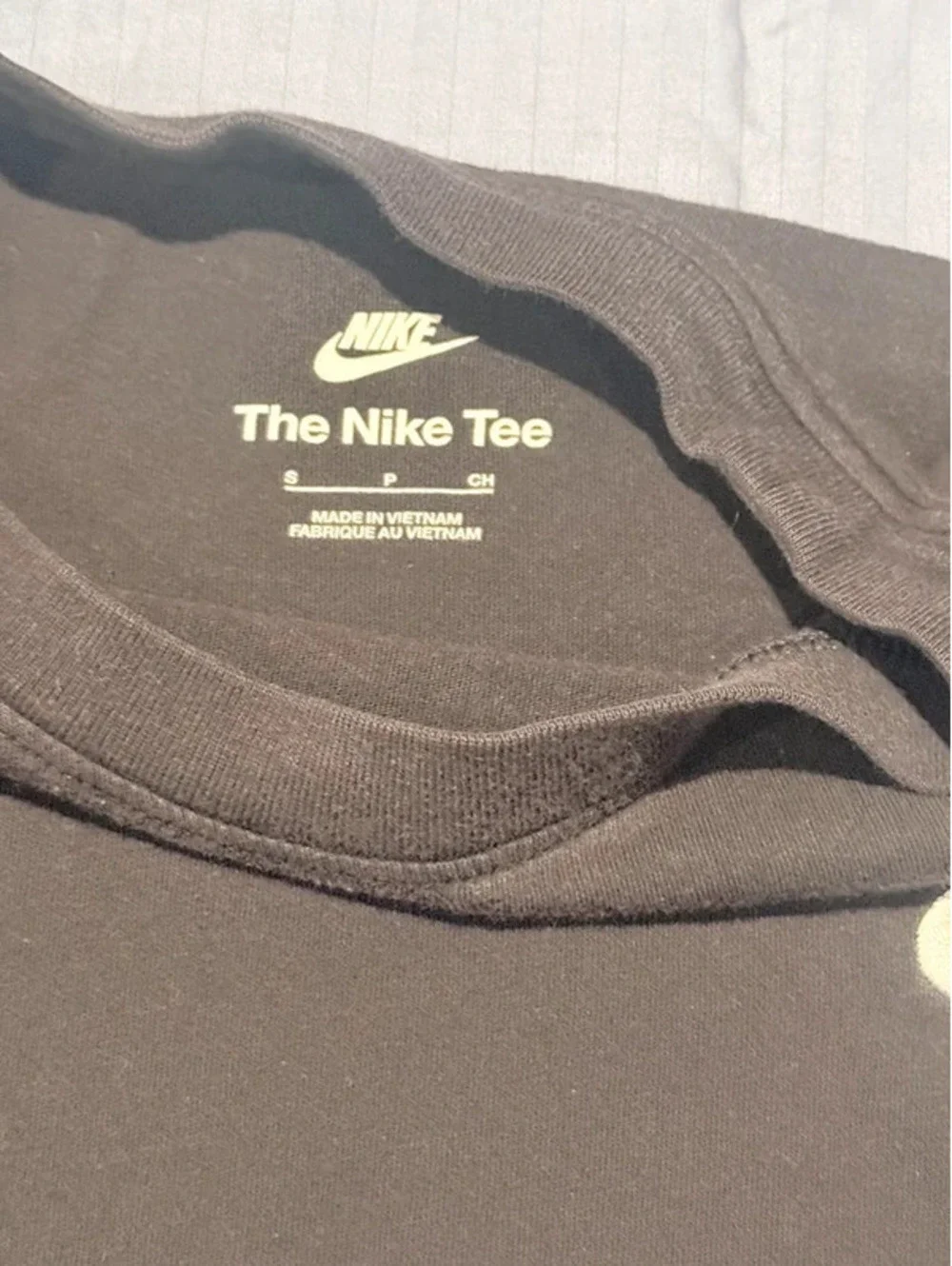 Nike The Nike Tee T-Shirt Size Small R1219